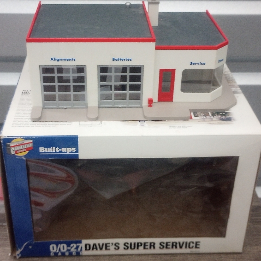 Walthers 933-2714 Dave's Super Building O Scale With Original Box